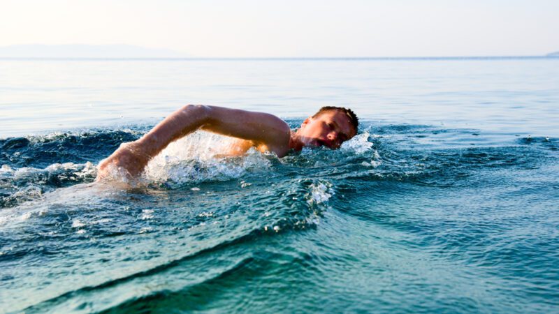 Is swimming in cold water good for you?